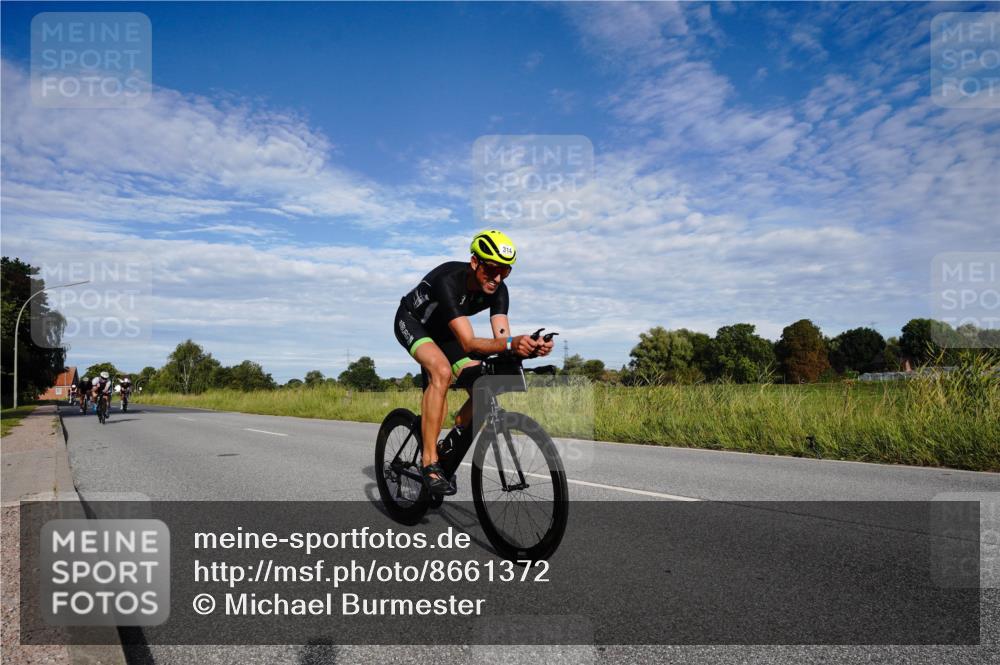 31.08.2025 - Elbe Triathlon Hamburg Michael Burmester http://msf.ph/oto/8661372 31.08.2025 09:07:11 Radfahren 242, 283, 300, 304, 314, 340, 342, 441 meine-sportfotos.de