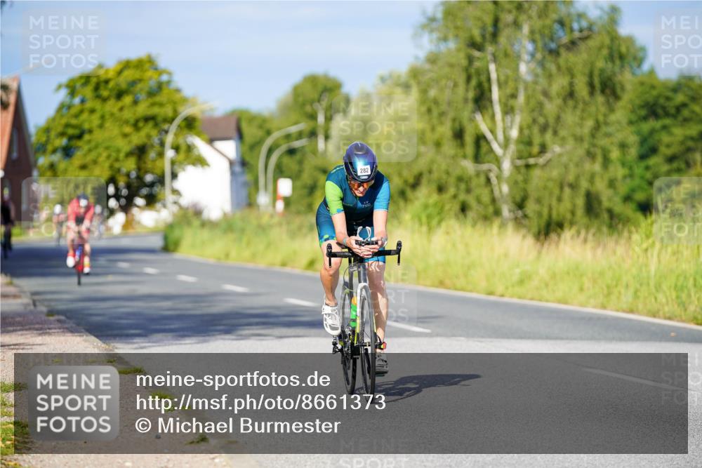 31.08.2025 - Elbe Triathlon Hamburg Michael Burmester http://msf.ph/oto/8661373 31.08.2025 08:59:08 Radfahren 258, 282 meine-sportfotos.de