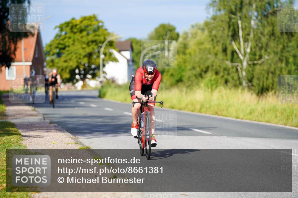 31.08.2025 - Elbe Triathlon Hamburg Michael Burmester http://msf.ph/oto/8661381 31.08.2025 08:59:11 Radfahren 175, 258, 282, 357 meine-sportfotos.de