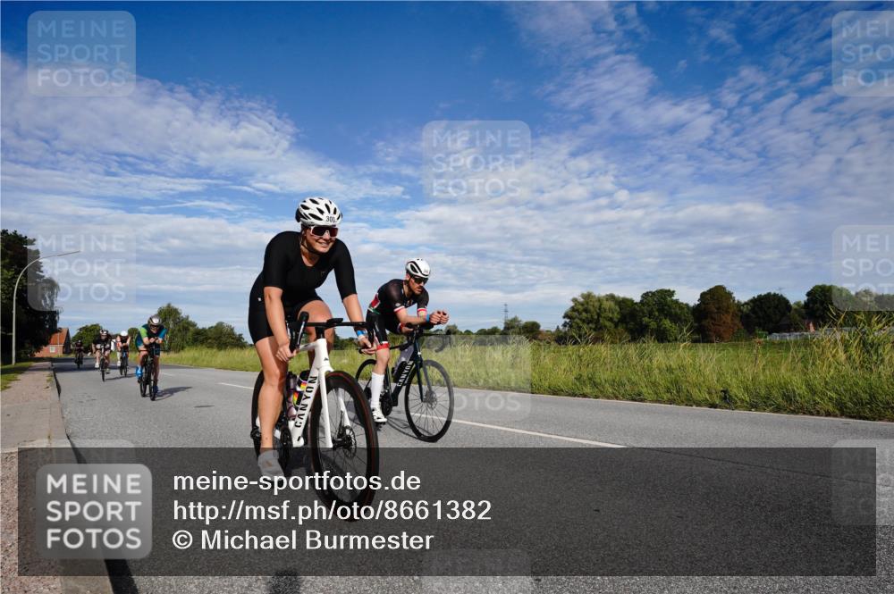 31.08.2025 - Elbe Triathlon Hamburg Michael Burmester http://msf.ph/oto/8661382 31.08.2025 09:07:14 Radfahren 242, 283, 300, 304, 314, 340, 342, 441 meine-sportfotos.de