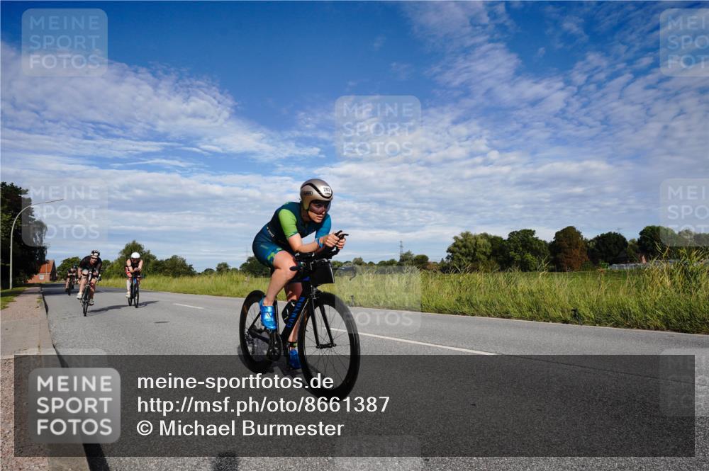 31.08.2025 - Elbe Triathlon Hamburg Michael Burmester http://msf.ph/oto/8661387 31.08.2025 09:07:15 Radfahren 242, 283, 300, 304, 340, 342, 441 meine-sportfotos.de