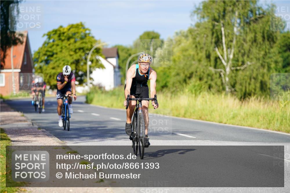 31.08.2025 - Elbe Triathlon Hamburg Michael Burmester http://msf.ph/oto/8661393 31.08.2025 08:59:15 Radfahren 174, 175, 216, 233, 258, 357 meine-sportfotos.de