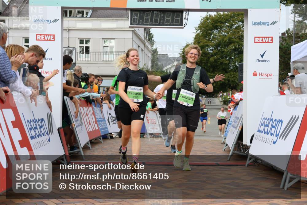 31.08.2025 - 21. Blankeneser Heldenlauf Strokosch-Dieckow http://msf.ph/oto/8661405 31.08.2025 11:26:03 Ziel 3597, 3596, 3060, 3043, 3434, 3667 meine-sportfotos.de
