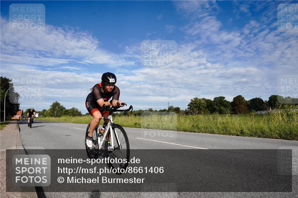 31.08.2025 - Elbe Triathlon Hamburg Michael Burmester http://msf.ph/oto/8661406 31.08.2025 09:07:38 Radfahren 231, 254, 272, 276, 468 meine-sportfotos.de