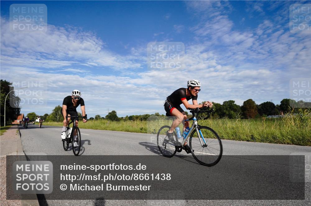 31.08.2025 - Elbe Triathlon Hamburg Michael Burmester http://msf.ph/oto/8661438 31.08.2025 09:07:54 Radfahren 182, 187, 229, 257, 344, 375, 479, 492, 516, 545 meine-sportfotos.de