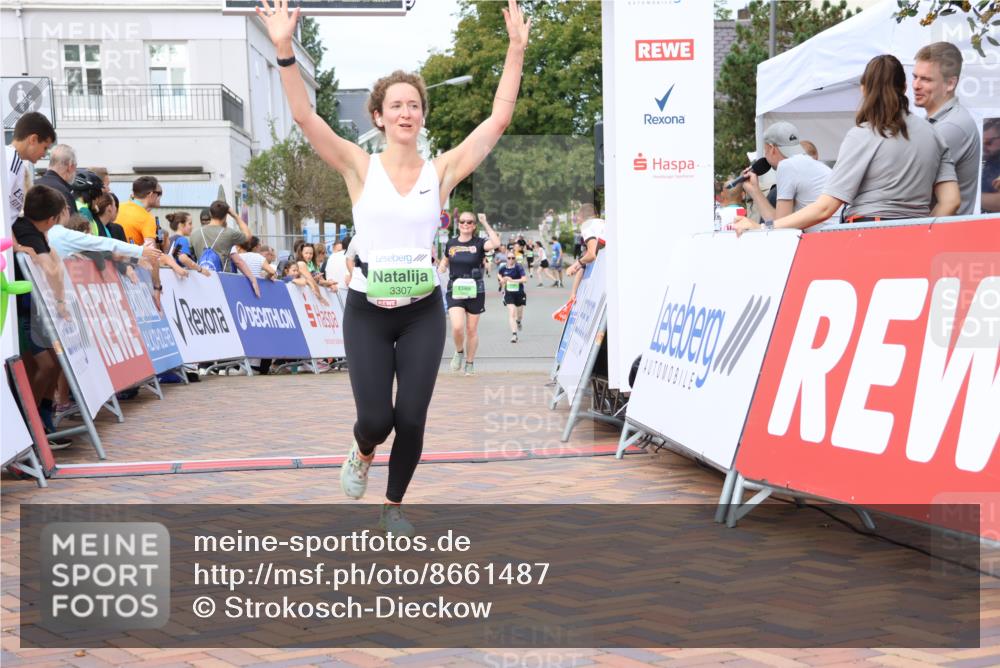 31.08.2025 - 21. Blankeneser Heldenlauf Strokosch-Dieckow http://msf.ph/oto/8661487 31.08.2025 11:23:52 Ziel 3039, 3493, 3337, 3307 meine-sportfotos.de