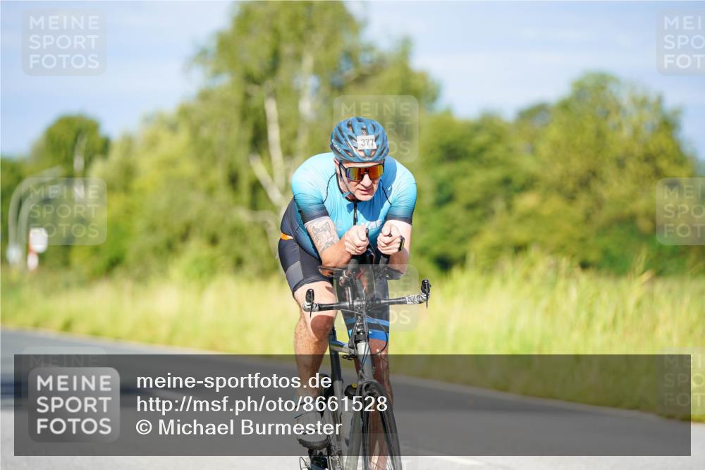 31.08.2025 - Elbe Triathlon Hamburg Michael Burmester http://msf.ph/oto/8661528 31.08.2025 09:00:19 Radfahren 297, 355, 374, 377 meine-sportfotos.de