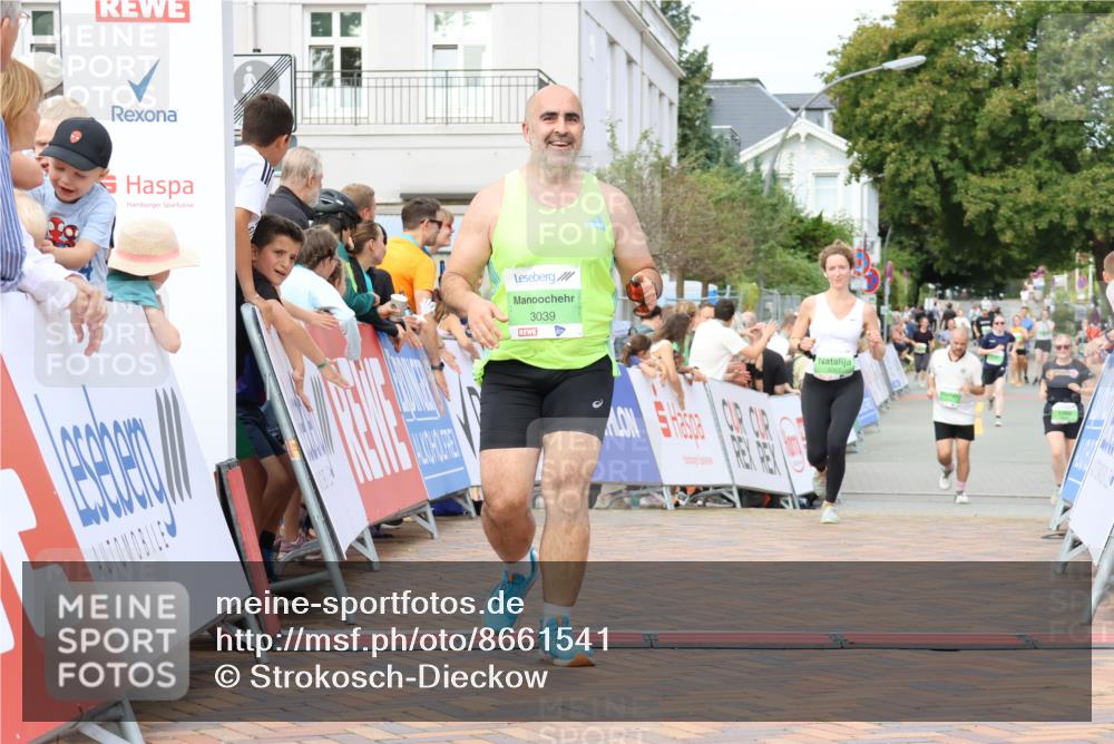 31.08.2025 - 21. Blankeneser Heldenlauf Strokosch-Dieckow http://msf.ph/oto/8661541 31.08.2025 11:23:48 Ziel 3039, 3307 meine-sportfotos.de