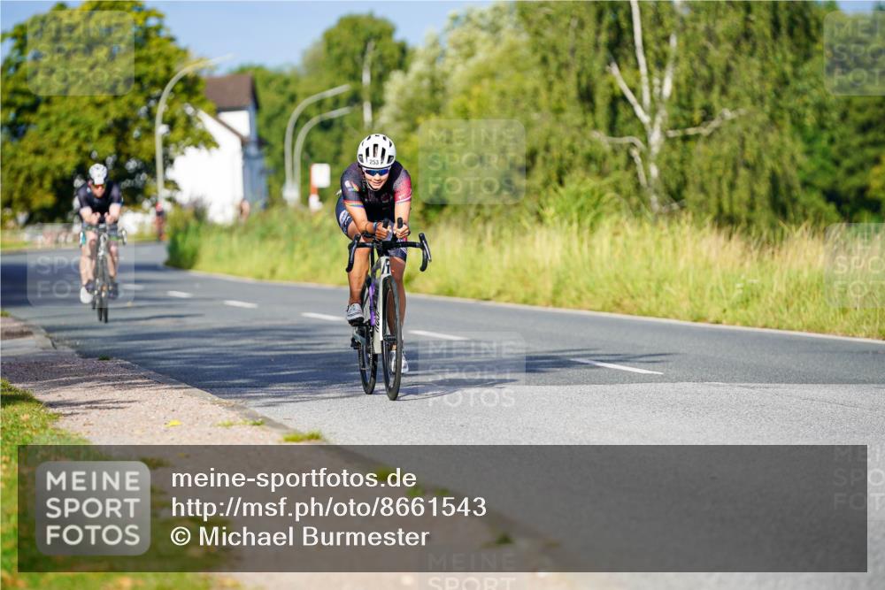 31.08.2025 - Elbe Triathlon Hamburg Michael Burmester http://msf.ph/oto/8661543 31.08.2025 09:00:57 Radfahren 221, 253, 359 meine-sportfotos.de