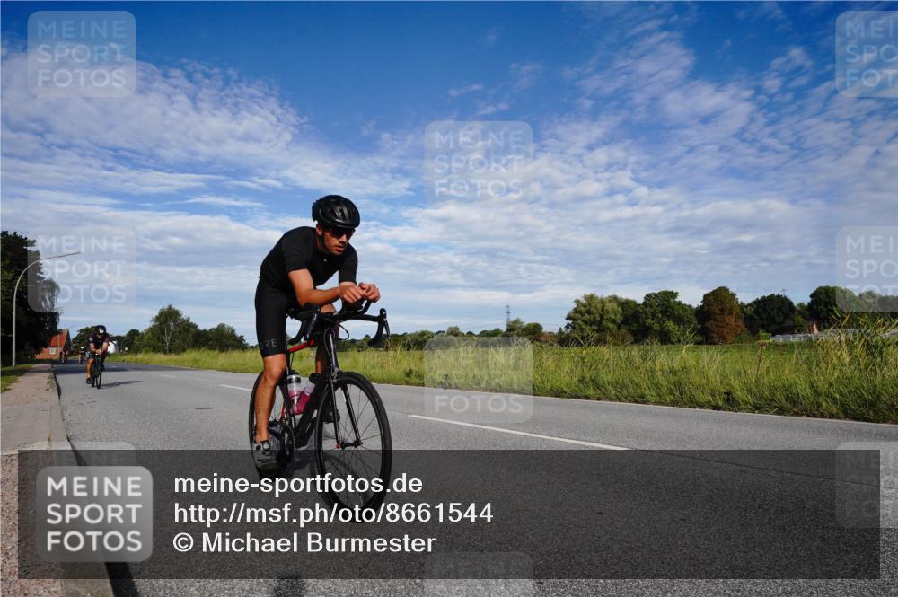 31.08.2025 - Elbe Triathlon Hamburg Michael Burmester http://msf.ph/oto/8661544 31.08.2025 09:08:45 Radfahren 169, 207, 227, 237, 252, 313, 386 meine-sportfotos.de