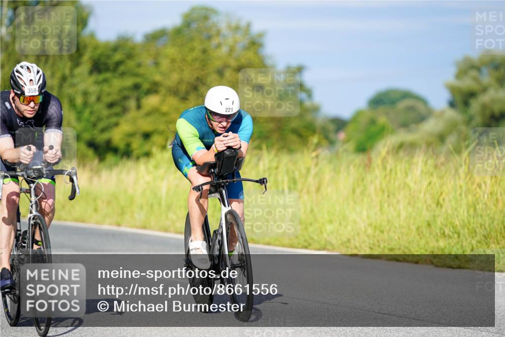 31.08.2025 - Elbe Triathlon Hamburg Michael Burmester http://msf.ph/oto/8661556 31.08.2025 09:01:01 Radfahren 221, 253, 359, 361 meine-sportfotos.de