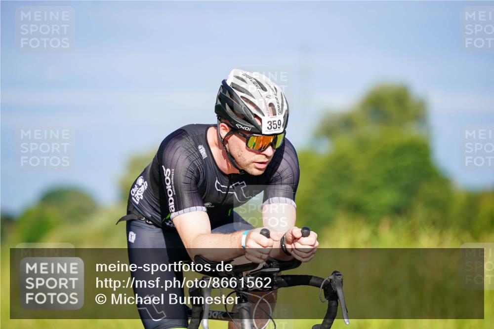 31.08.2025 - Elbe Triathlon Hamburg Michael Burmester http://msf.ph/oto/8661562 31.08.2025 09:01:02 Radfahren 221, 253, 359, 361 meine-sportfotos.de