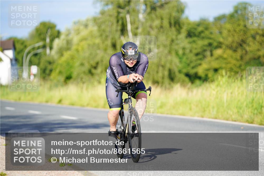 31.08.2025 - Elbe Triathlon Hamburg Michael Burmester http://msf.ph/oto/8661565 31.08.2025 09:01:06 Radfahren 361 meine-sportfotos.de