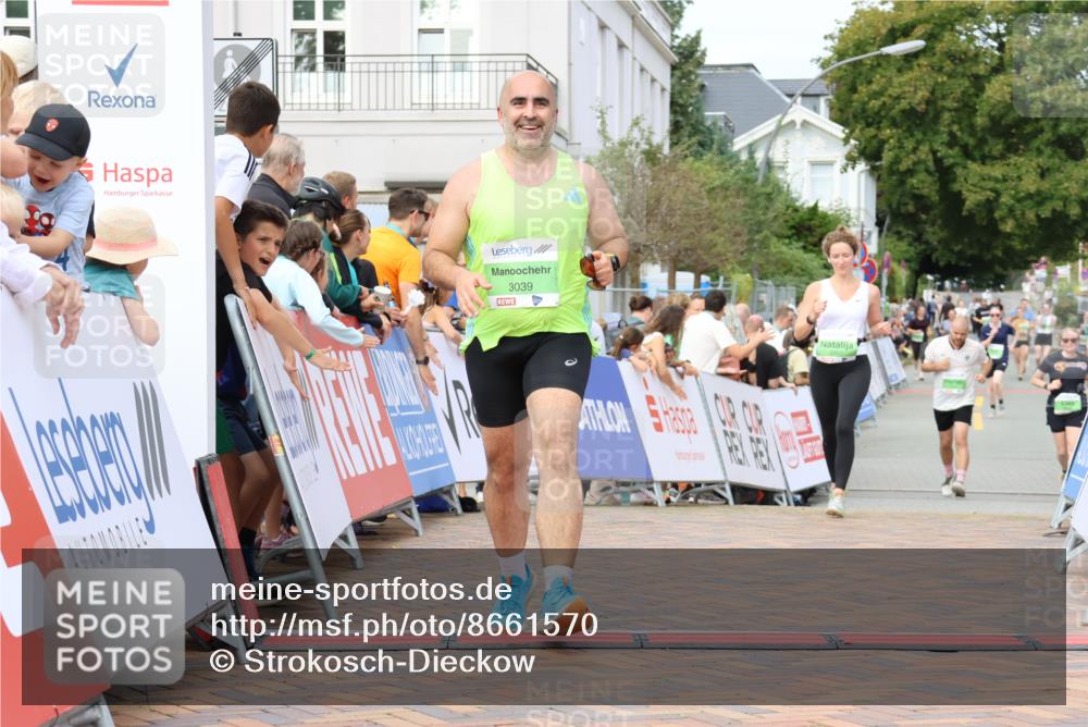 31.08.2025 - 21. Blankeneser Heldenlauf Strokosch-Dieckow http://msf.ph/oto/8661570 31.08.2025 11:23:48 Ziel 3039, 3307 meine-sportfotos.de