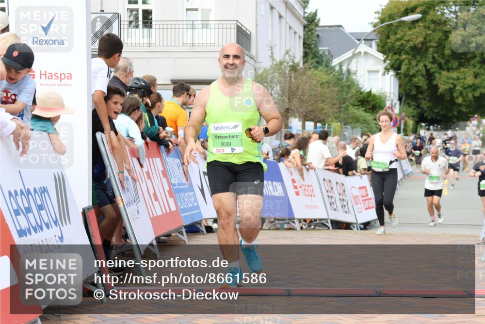 31.08.2025 - 21. Blankeneser Heldenlauf Strokosch-Dieckow http://msf.ph/oto/8661586 31.08.2025 11:23:48 Ziel 3039, 3307 meine-sportfotos.de
