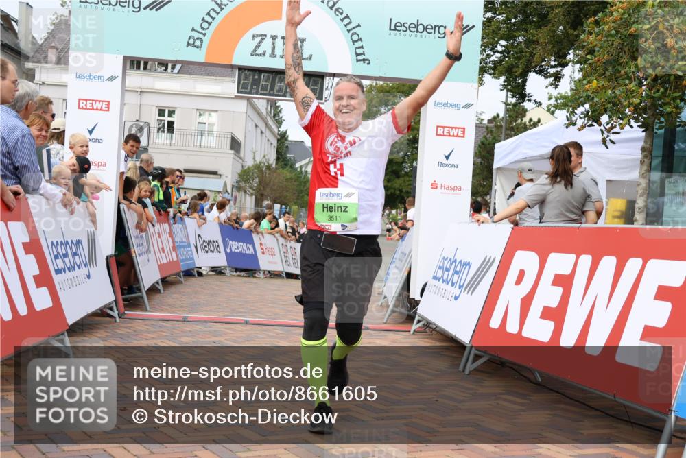 31.08.2025 - 21. Blankeneser Heldenlauf Strokosch-Dieckow http://msf.ph/oto/8661605 31.08.2025 11:25:43 Ziel 3511 meine-sportfotos.de