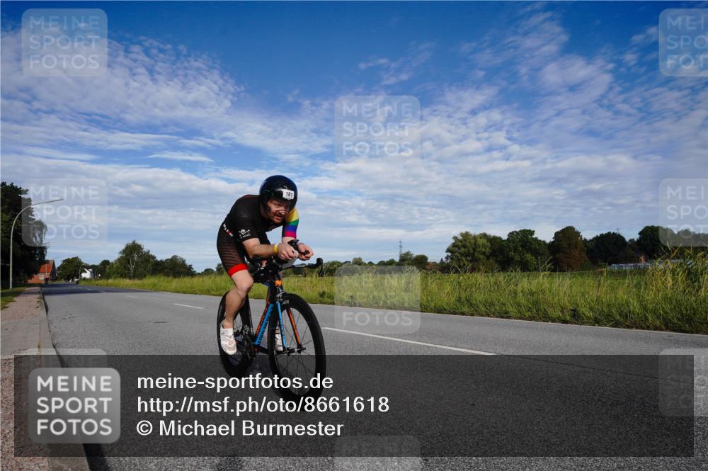 31.08.2025 - Elbe Triathlon Hamburg Michael Burmester http://msf.ph/oto/8661618 31.08.2025 09:09:43 Radfahren 181 meine-sportfotos.de