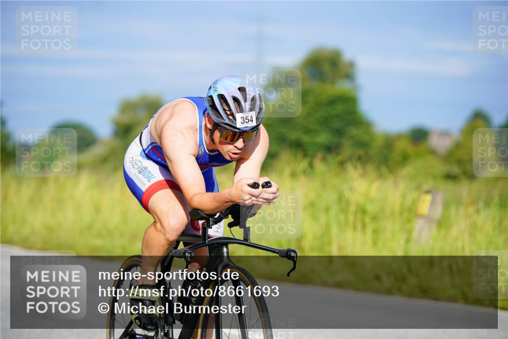 31.08.2025 - Elbe Triathlon Hamburg Michael Burmester http://msf.ph/oto/8661693 31.08.2025 09:02:11 Radfahren 312, 354, 467, 554 meine-sportfotos.de