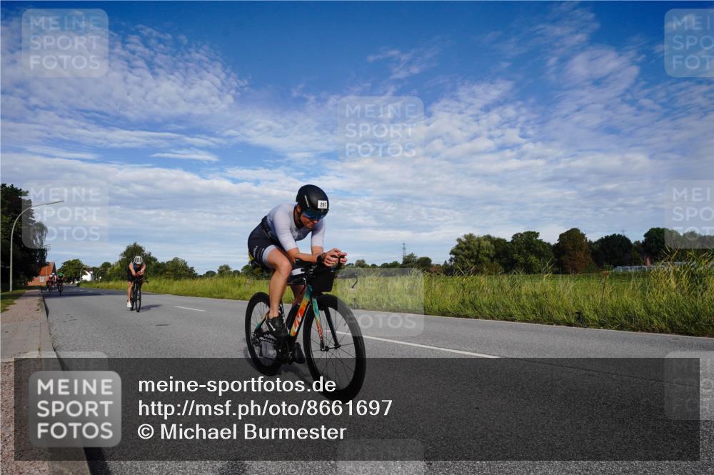 31.08.2025 - Elbe Triathlon Hamburg Michael Burmester http://msf.ph/oto/8661697 31.08.2025 09:10:46 Radfahren 171, 185, 260, 267, 309, 373, 457 meine-sportfotos.de