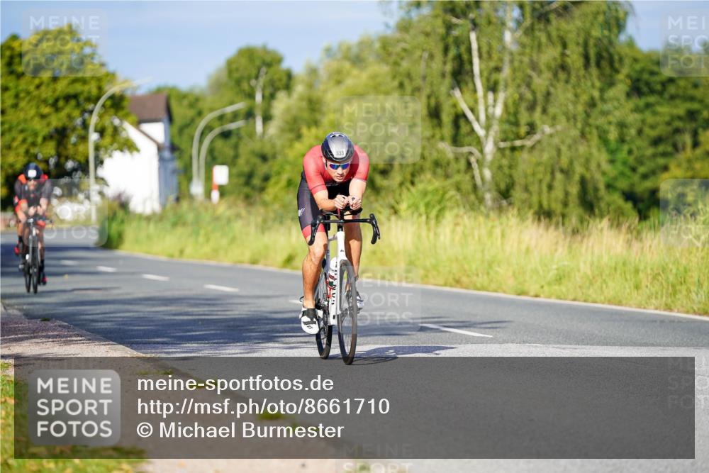 31.08.2025 - Elbe Triathlon Hamburg Michael Burmester http://msf.ph/oto/8661710 31.08.2025 09:02:22 Radfahren 165, 170, 213, 333, 363, 455 meine-sportfotos.de