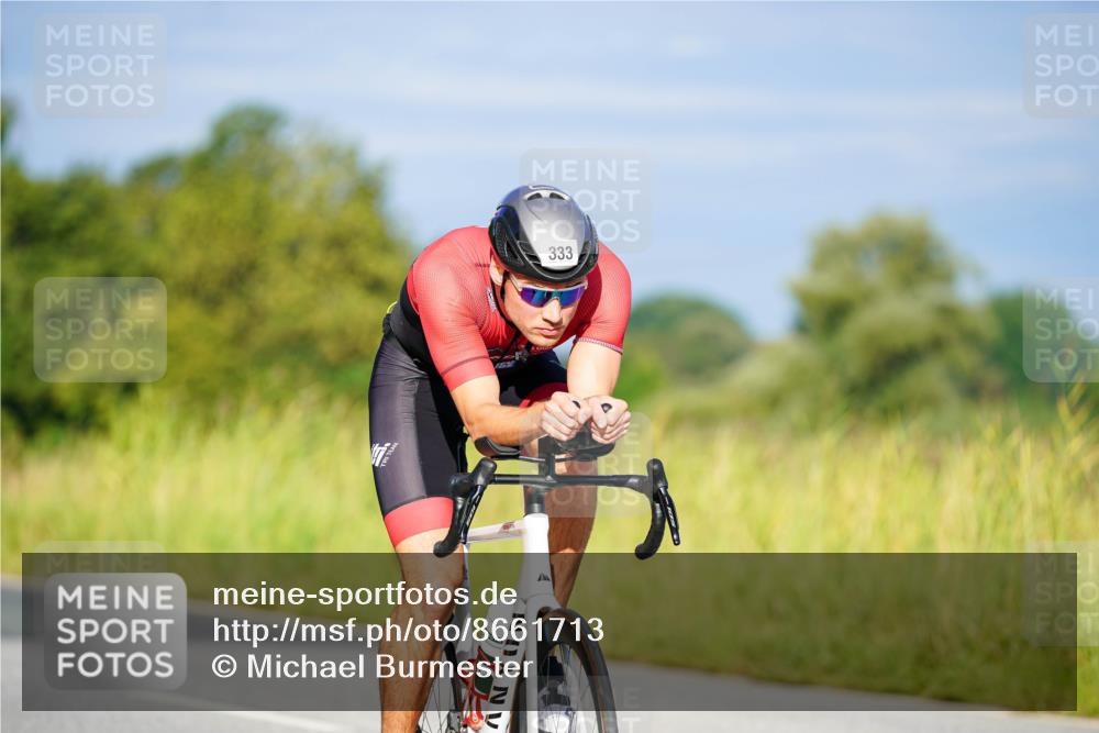 31.08.2025 - Elbe Triathlon Hamburg Michael Burmester http://msf.ph/oto/8661713 31.08.2025 09:02:23 Radfahren 165, 170, 213, 333, 363, 455 meine-sportfotos.de