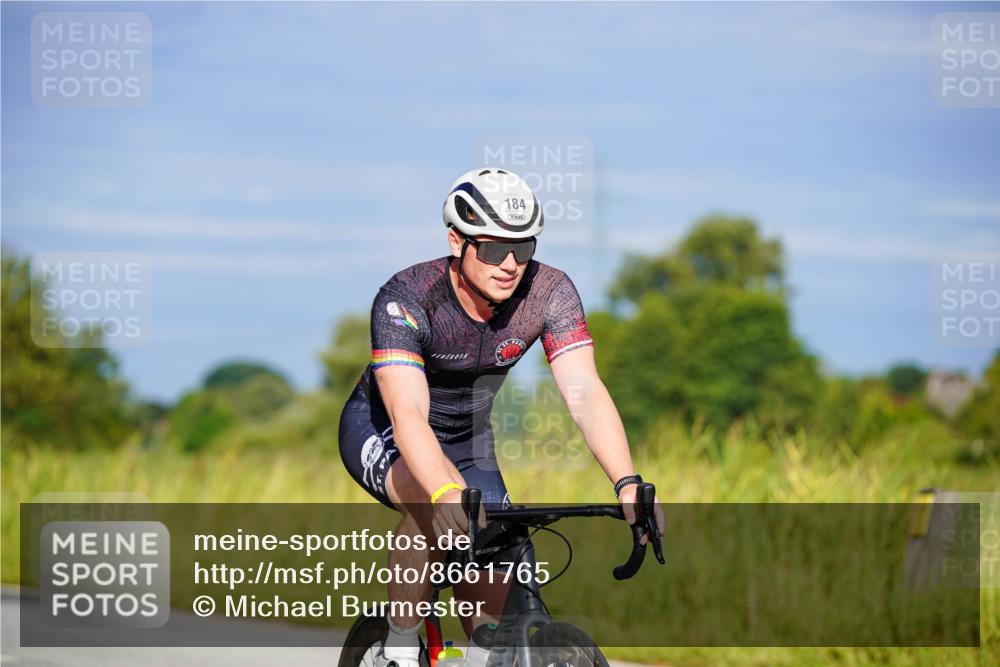 31.08.2025 - Elbe Triathlon Hamburg Michael Burmester http://msf.ph/oto/8661765 31.08.2025 09:02:37 Radfahren 184 meine-sportfotos.de