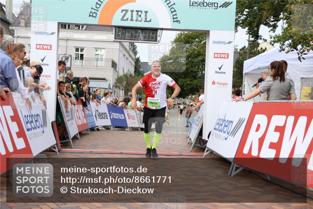 31.08.2025 - 21. Blankeneser Heldenlauf Strokosch-Dieckow http://msf.ph/oto/8661771 31.08.2025 11:25:42 Ziel 3511 meine-sportfotos.de