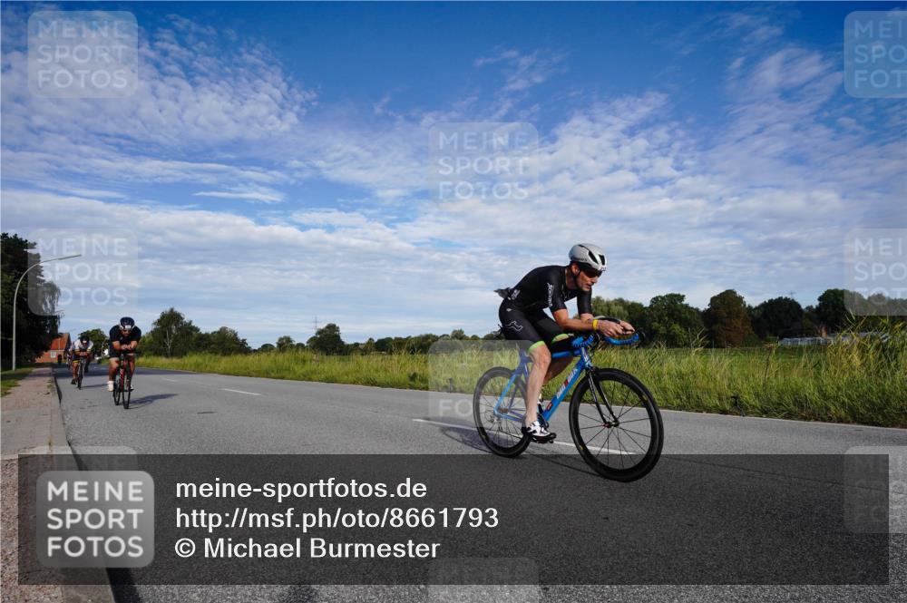 31.08.2025 - Elbe Triathlon Hamburg Michael Burmester http://msf.ph/oto/8661793 31.08.2025 09:11:52 Radfahren 233, 318, 320, 348, 443, 451 meine-sportfotos.de