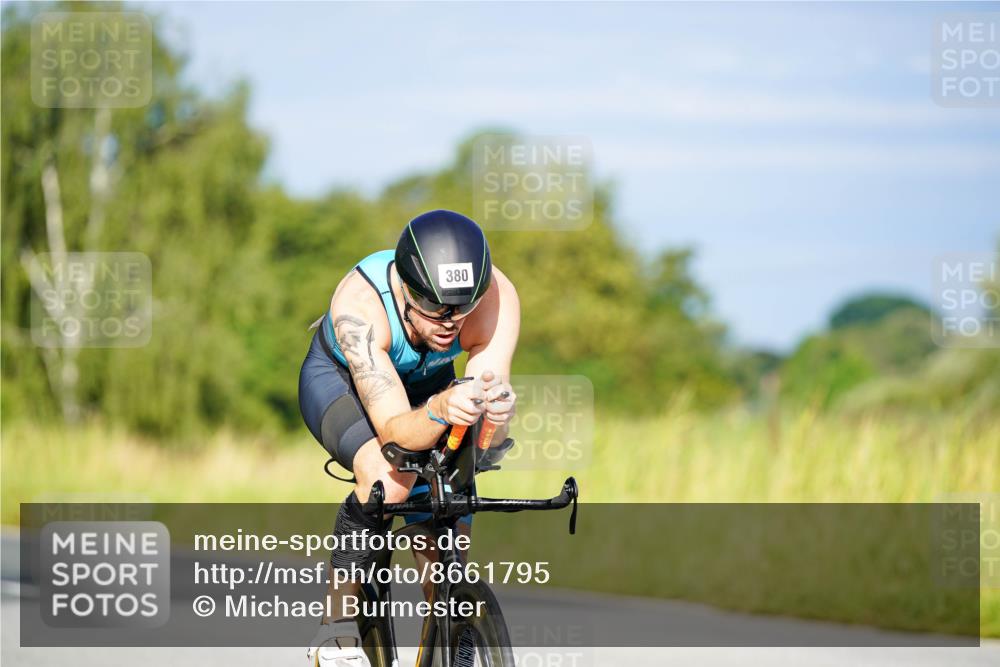 31.08.2025 - Elbe Triathlon Hamburg Michael Burmester http://msf.ph/oto/8661795 31.08.2025 09:03:37 Radfahren 380 meine-sportfotos.de
