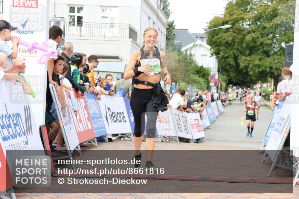 31.08.2025 - 21. Blankeneser Heldenlauf Strokosch-Dieckow http://msf.ph/oto/8661816 31.08.2025 11:23:19 Ziel 3547 meine-sportfotos.de