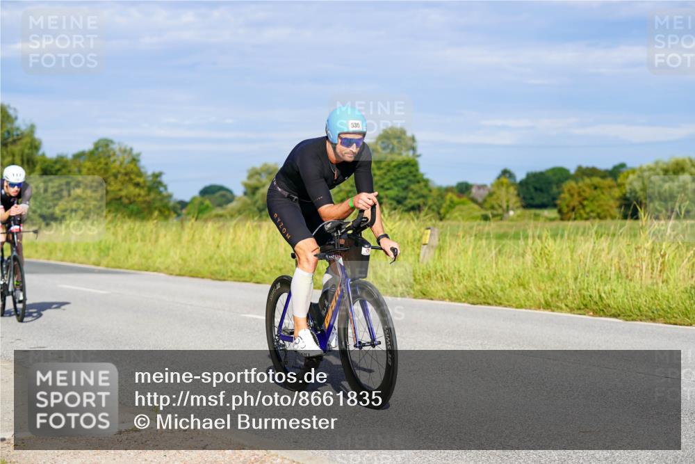 31.08.2025 - Elbe Triathlon Hamburg Michael Burmester http://msf.ph/oto/8661835 31.08.2025 09:03:55 Radfahren 200, 232, 238, 535 meine-sportfotos.de
