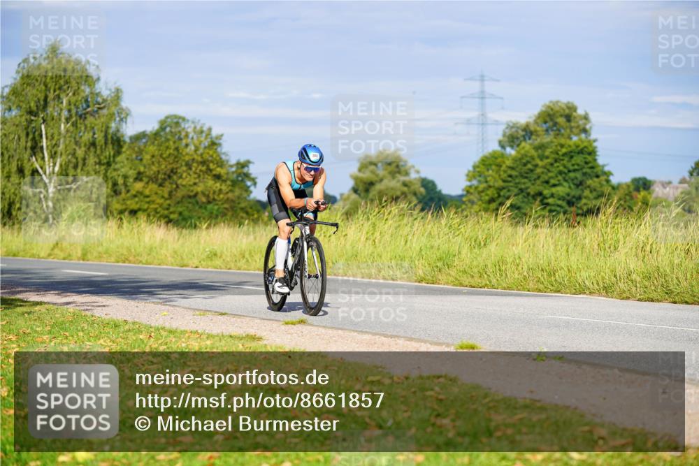 31.08.2025 - Elbe Triathlon Hamburg Michael Burmester http://msf.ph/oto/8661857 31.08.2025 09:04:22 Radfahren 250, 382 meine-sportfotos.de