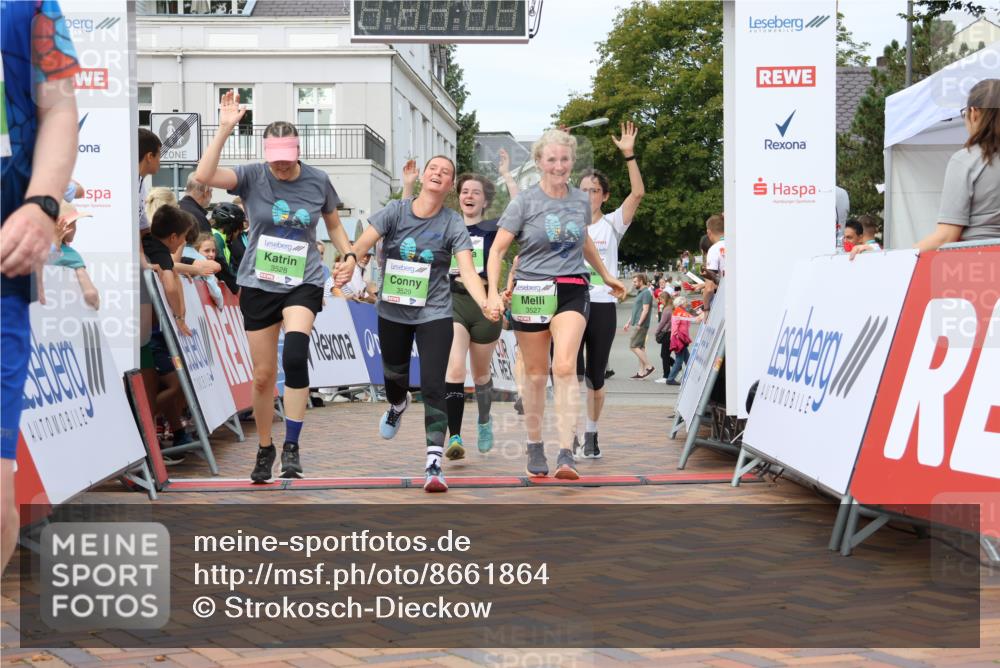 31.08.2025 - 21. Blankeneser Heldenlauf Strokosch-Dieckow http://msf.ph/oto/8661864 31.08.2025 11:25:29 Ziel 3550, 3711, 3267, 3078, 3359, 3529, 3528, 3527 meine-sportfotos.de