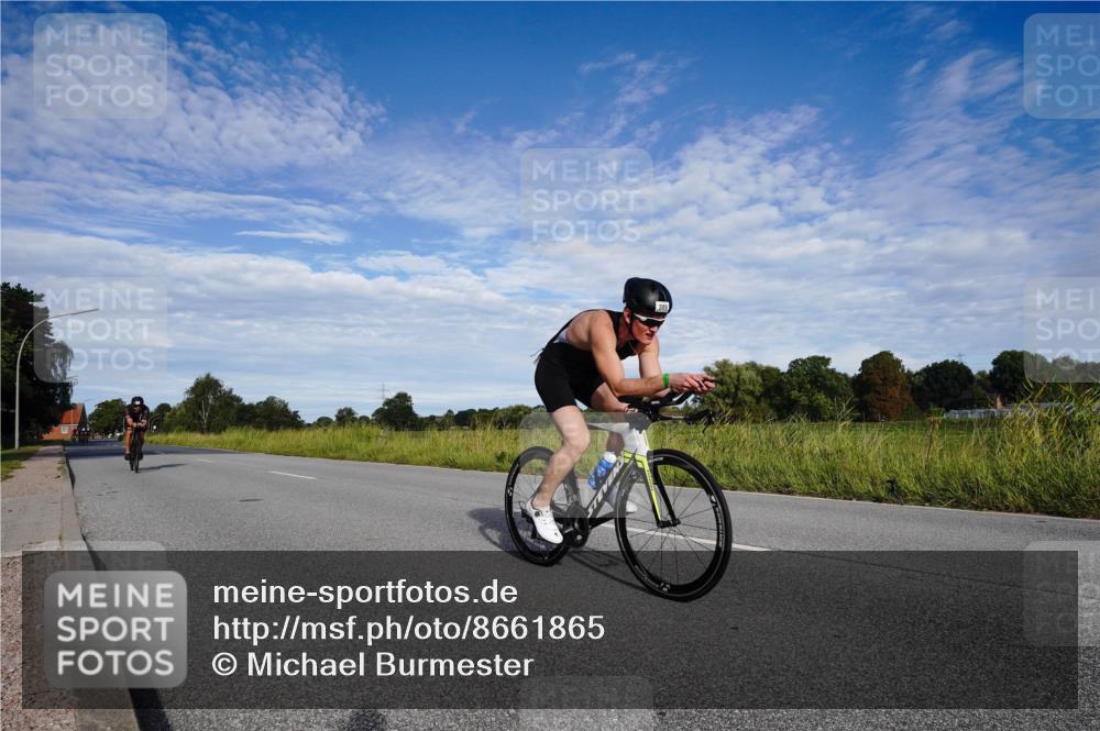 31.08.2025 - Elbe Triathlon Hamburg Michael Burmester http://msf.ph/oto/8661865 31.08.2025 09:12:25 Radfahren 174, 179, 311, 368, 389 meine-sportfotos.de