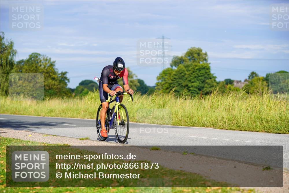 31.08.2025 - Elbe Triathlon Hamburg Michael Burmester http://msf.ph/oto/8661873 31.08.2025 09:04:31 Radfahren 244 meine-sportfotos.de