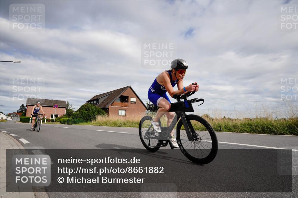 31.08.2025 - Elbe Triathlon Hamburg Michael Burmester http://msf.ph/oto/8661882 31.08.2025 16:25:16 Radfahren  meine-sportfotos.de