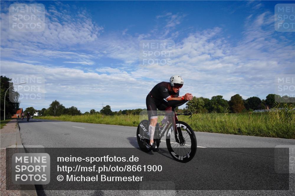 31.08.2025 - Elbe Triathlon Hamburg Michael Burmester http://msf.ph/oto/8661900 31.08.2025 09:12:45 Radfahren 341, 383, 582 meine-sportfotos.de