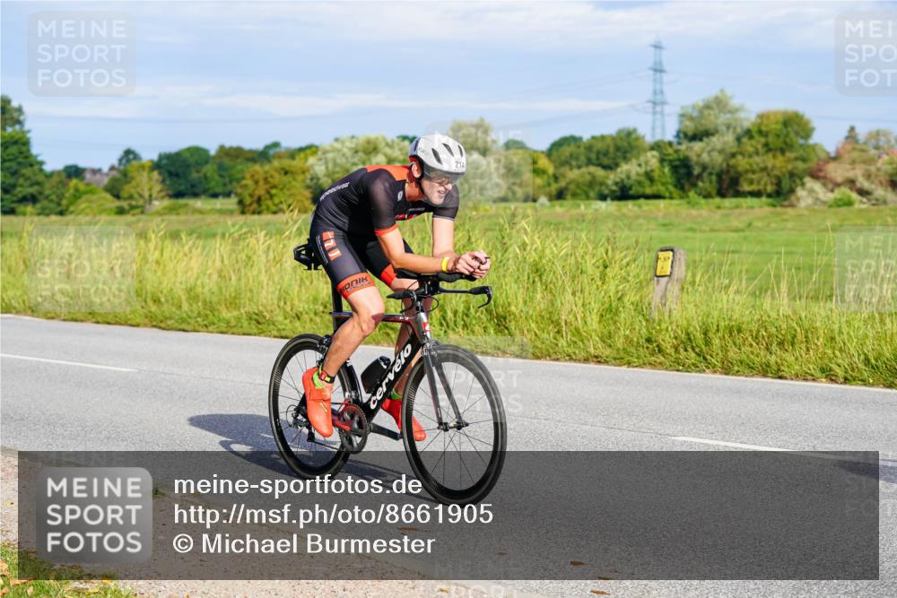 31.08.2025 - Elbe Triathlon Hamburg Michael Burmester http://msf.ph/oto/8661905 31.08.2025 09:04:57 Radfahren 214, 230, 319, 476, 539 meine-sportfotos.de