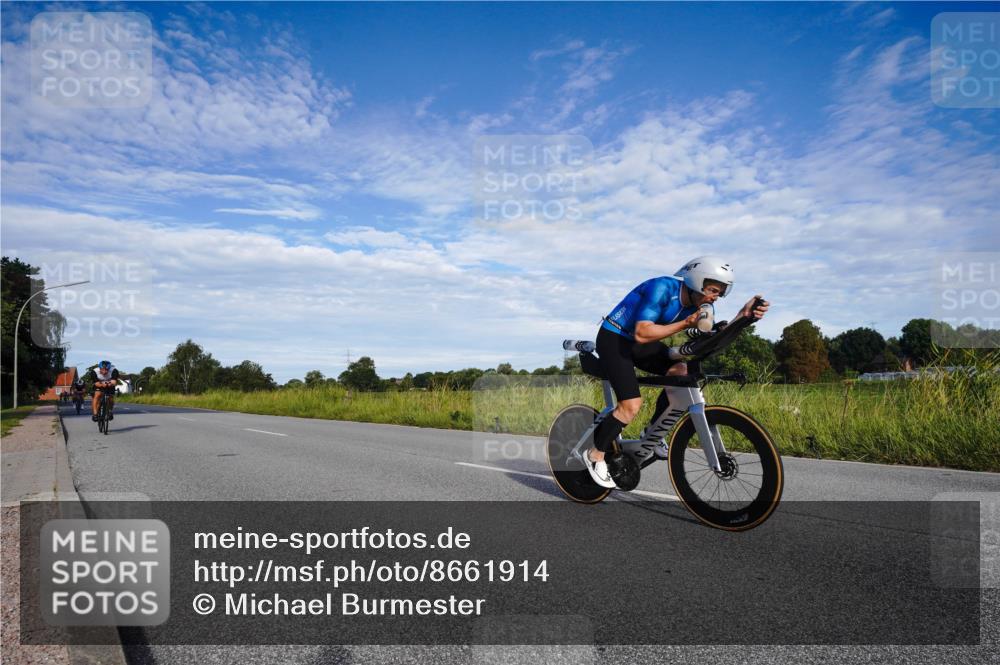 31.08.2025 - Elbe Triathlon Hamburg Michael Burmester http://msf.ph/oto/8661914 31.08.2025 09:12:55 Radfahren 175, 223, 247, 269, 278, 316, 385, 434 meine-sportfotos.de
