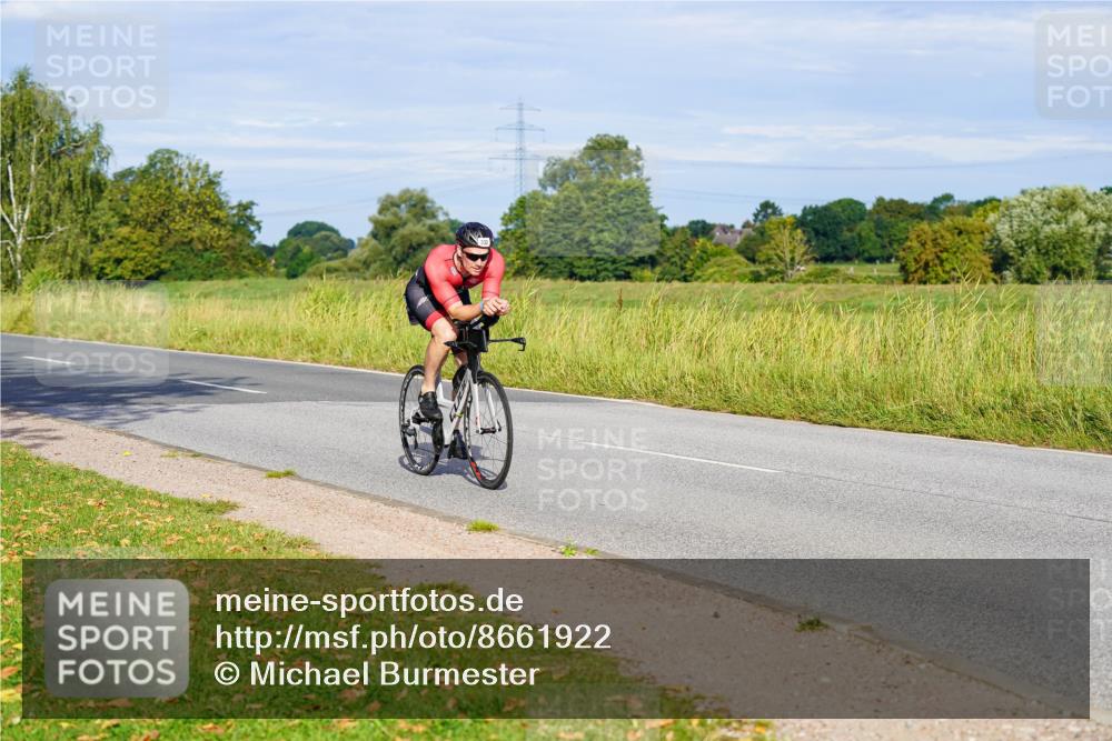 31.08.2025 - Elbe Triathlon Hamburg Michael Burmester http://msf.ph/oto/8661922 31.08.2025 09:05:05 Radfahren 332, 539 meine-sportfotos.de
