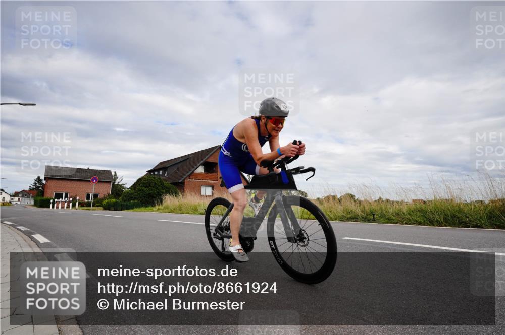 31.08.2025 - Elbe Triathlon Hamburg Michael Burmester http://msf.ph/oto/8661924 31.08.2025 16:29:51 Radfahren  meine-sportfotos.de