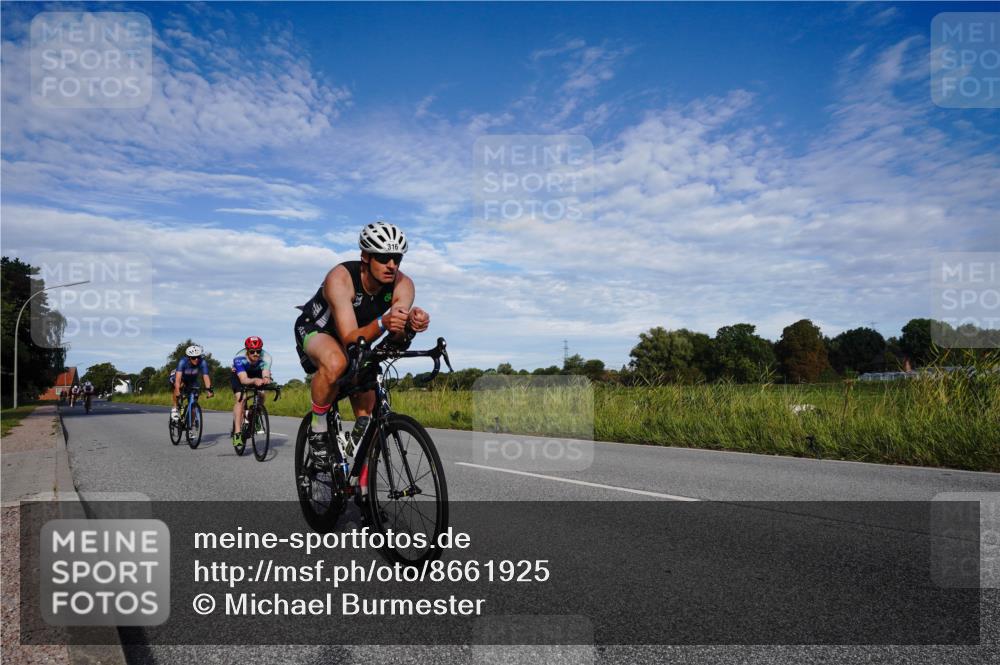 31.08.2025 - Elbe Triathlon Hamburg Michael Burmester http://msf.ph/oto/8661925 31.08.2025 09:12:58 Radfahren 175, 247, 269, 278, 281, 316, 324, 385, 434 meine-sportfotos.de