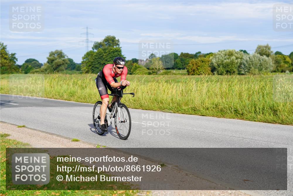31.08.2025 - Elbe Triathlon Hamburg Michael Burmester http://msf.ph/oto/8661926 31.08.2025 09:05:05 Radfahren 332, 539 meine-sportfotos.de