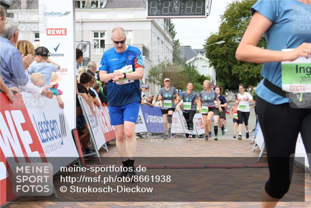 31.08.2025 - 21. Blankeneser Heldenlauf Strokosch-Dieckow http://msf.ph/oto/8661938 31.08.2025 11:25:26 Ziel 3550, 3711, 3267, 3078, 3359, 3529, 3528, 3527 meine-sportfotos.de