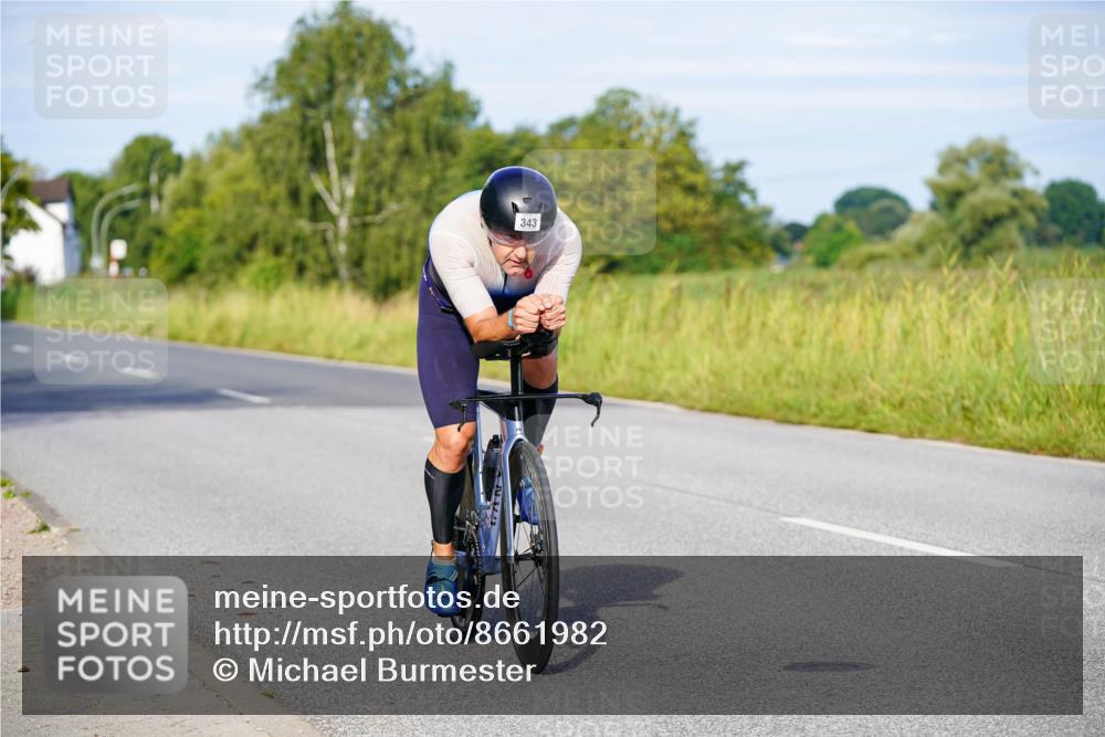31.08.2025 - Elbe Triathlon Hamburg Michael Burmester http://msf.ph/oto/8661982 31.08.2025 09:06:08 Radfahren 189, 228, 343, 392 meine-sportfotos.de