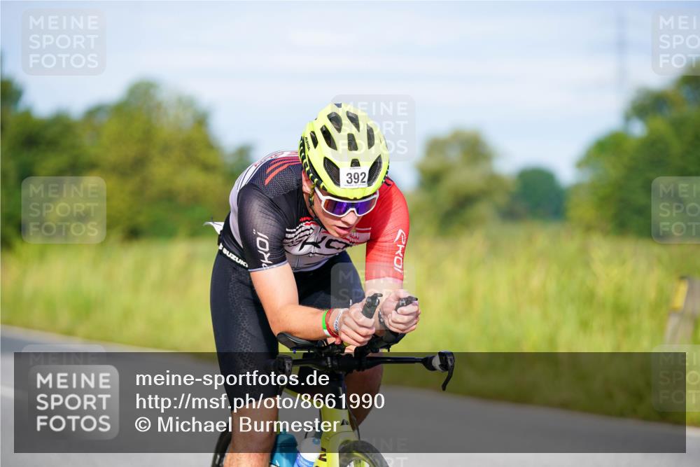 31.08.2025 - Elbe Triathlon Hamburg Michael Burmester http://msf.ph/oto/8661990 31.08.2025 09:06:11 Radfahren 219, 343, 392 meine-sportfotos.de