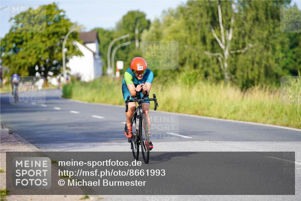 31.08.2025 - Elbe Triathlon Hamburg Michael Burmester http://msf.ph/oto/8661993 31.08.2025 09:06:16 Radfahren 219, 465 meine-sportfotos.de