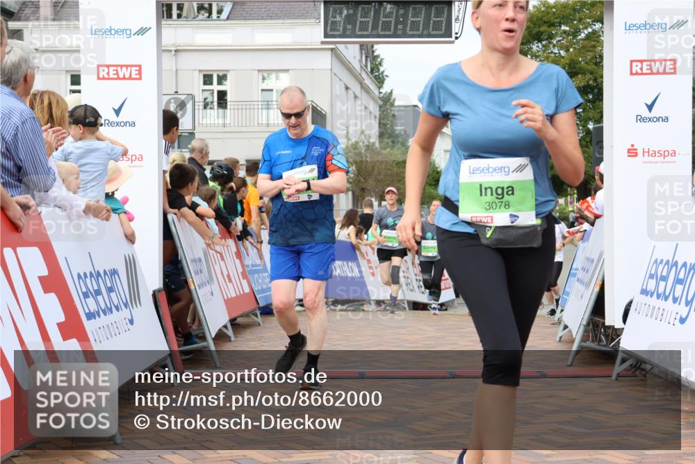 31.08.2025 - 21. Blankeneser Heldenlauf Strokosch-Dieckow http://msf.ph/oto/8662000 31.08.2025 11:25:26 Ziel 3550, 3711, 3267, 3078, 3359, 3529, 3528, 3527 meine-sportfotos.de