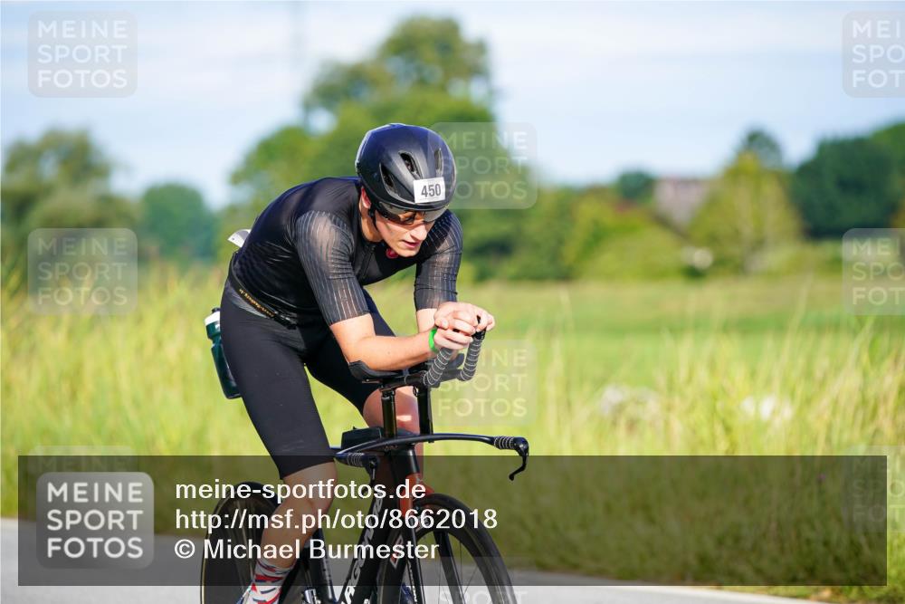 31.08.2025 - Elbe Triathlon Hamburg Michael Burmester http://msf.ph/oto/8662018 31.08.2025 09:06:38 Radfahren 450, 543 meine-sportfotos.de