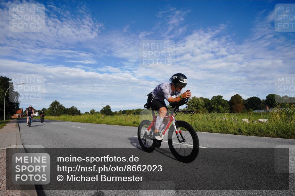 31.08.2025 - Elbe Triathlon Hamburg Michael Burmester http://msf.ph/oto/8662023 31.08.2025 09:13:45 Radfahren 190, 322, 415, 467, 490 meine-sportfotos.de
